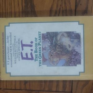 Vintage 1985 E.T The Book of the Green Planet Hard Cover Kids Book